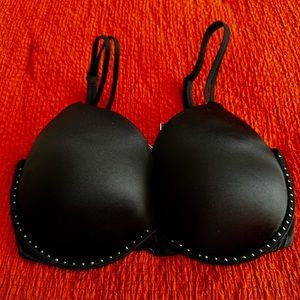 Victoria Secret Push up Bra
